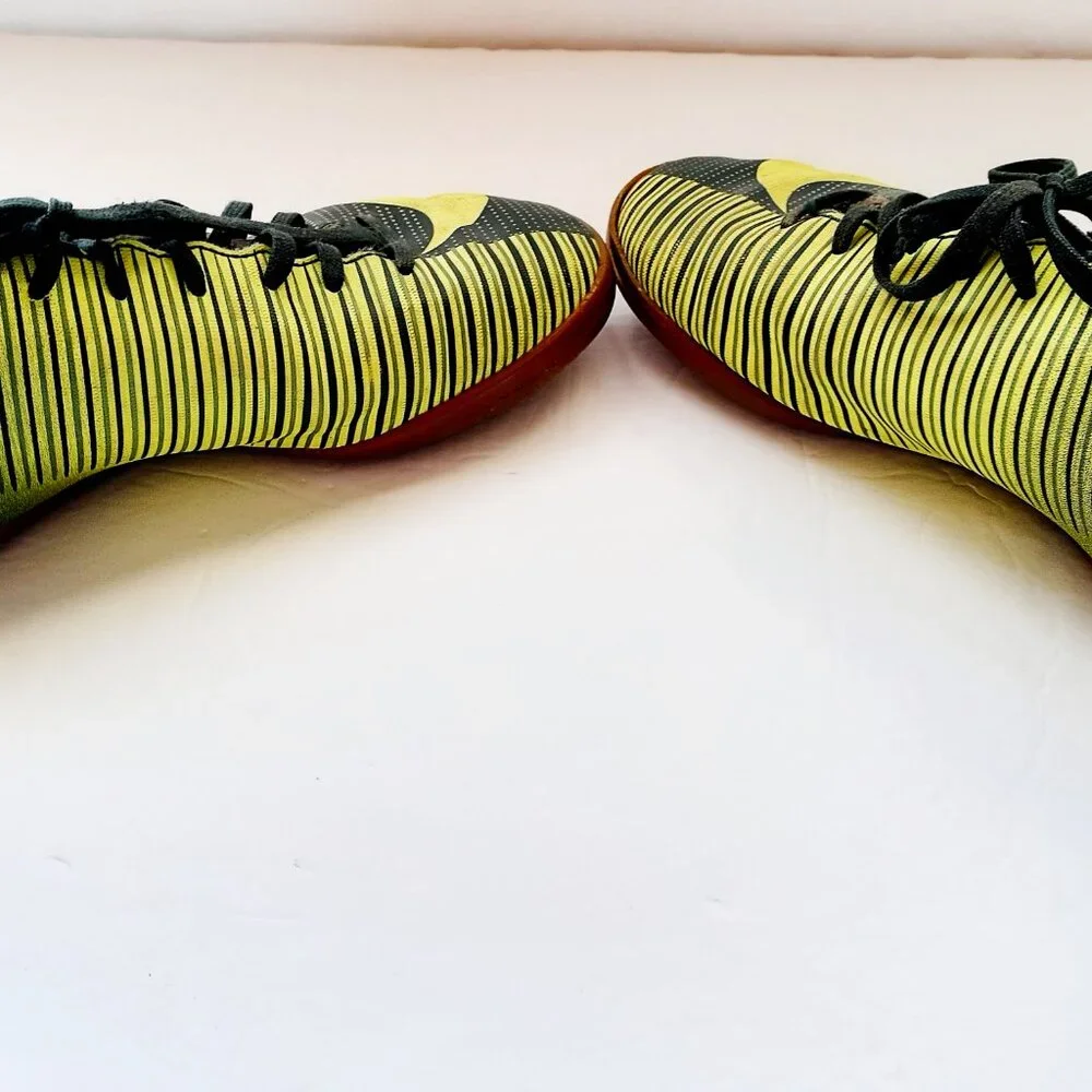 Nike Kids Shoes Mercurial Indoor Soccer Green 5 Youth
